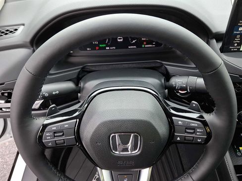 New 2025 Honda Accord Touring image 9