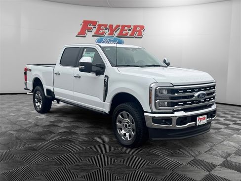New 2026 Ford F250 Lariat w/ Chrome Package image 3