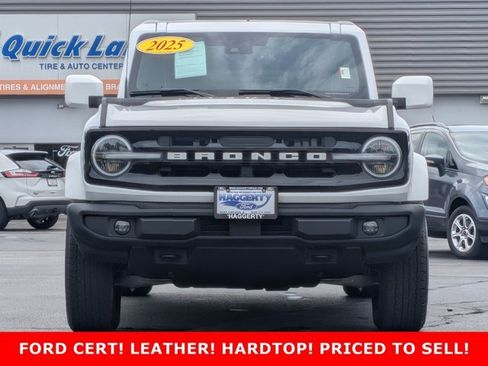 Certified 2025 Ford Bronco Outer Banks AWD/4WD image 2