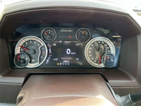 Used 2016 RAM 3500 Laramie w/ Convenience Group image 39