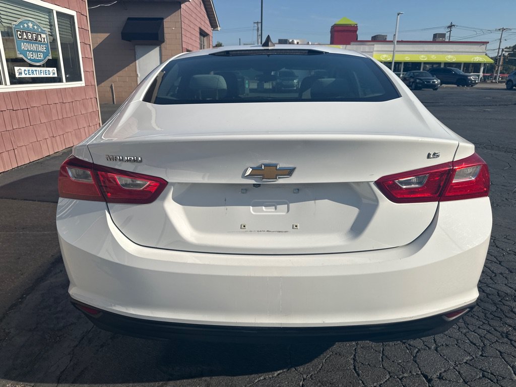 Used 2016 Chevrolet Malibu LS FWD image 4