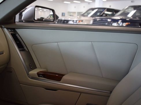 Used 2005 Cadillac XLR RWD image 83
