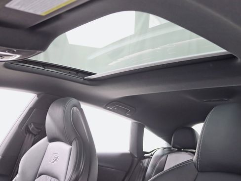 Used 2022 Audi S5 Premium image 29