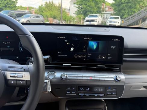Certified 2024 Hyundai Kona SEL FWD image 27