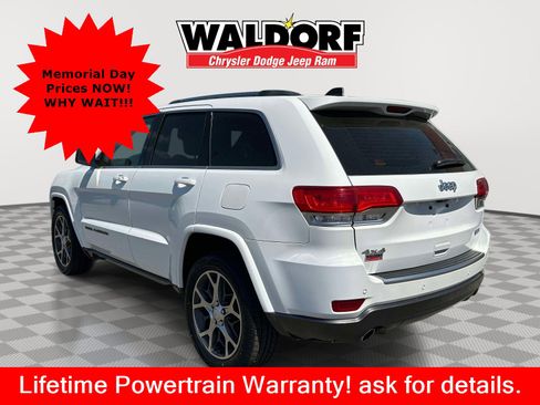 Used 2018 Jeep Grand Cherokee Limited AWD/4WD image 4