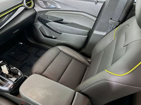 Used 2024 Chevrolet Trax ACTIV w/ Driver Confidence Package image 23