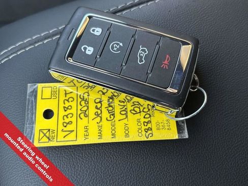 New 2025 Jeep Grand Cherokee L Altitude image 30