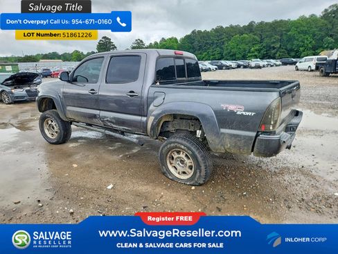 Used 2013 Toyota Tacoma PreRunner w/ TRD Sport Pkg RWD image 3