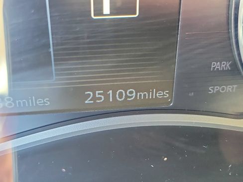 Used 2023 Nissan Kicks SR w/ SR Premium Package FWD image 22
