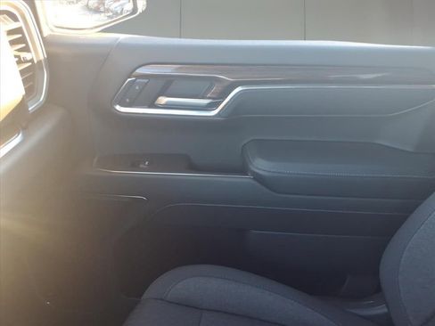 Used 2024 Chevrolet Silverado 1500 LT image 22