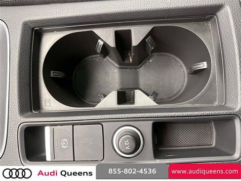 Certified 2025 Audi Q3 2.0T Premium w/ Black Optic Sport Package image 27