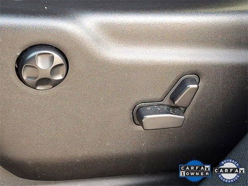 Used 2024 Dodge Durango GT image 28