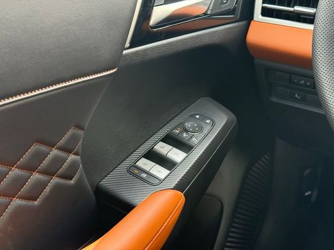 New 2025 Mitsubishi Outlander SEL image 7