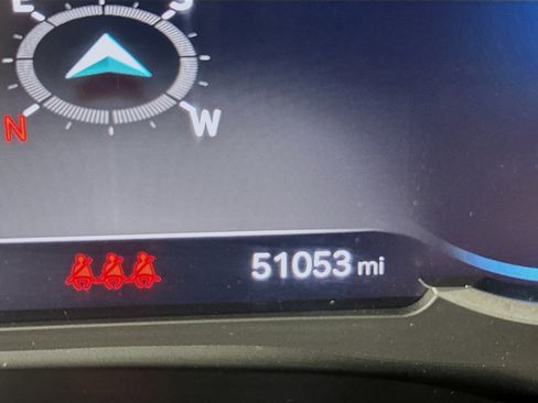 Used 2024 Genesis GV80 2.5T image 18