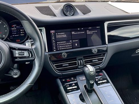 Certified 2024 Porsche Macan Turbo AWD/4WD image 16