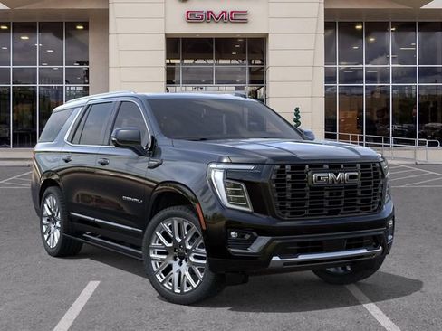 New 2026 GMC Yukon Denali Ultimate w/ LPO, Floor Liner Package AWD/4WD image 7