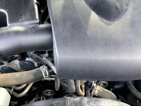 Used 2019 Toyota Tacoma SR5 RWD image 33