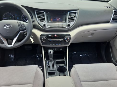 Used 2016 Hyundai Tucson SE w/ Option Group 02 FWD image 14