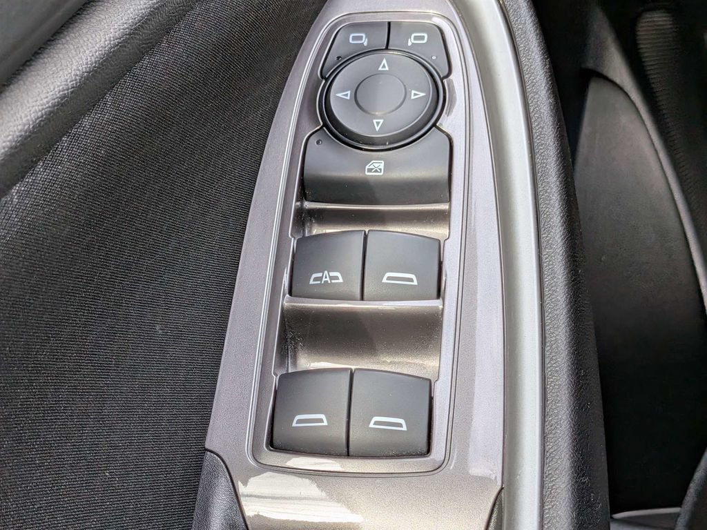 Used 2025 Chevrolet Malibu LT FWD image 24