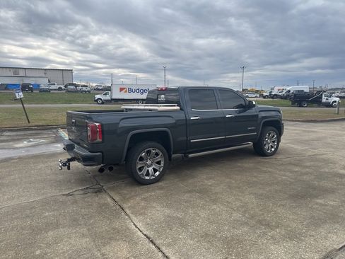 Used 2018 GMC Sierra 1500 Denali w/ Denali Ultimate Package image 12