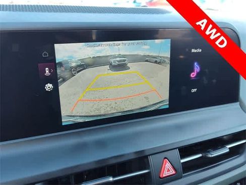 Used 2024 Kia Seltos SX image 3