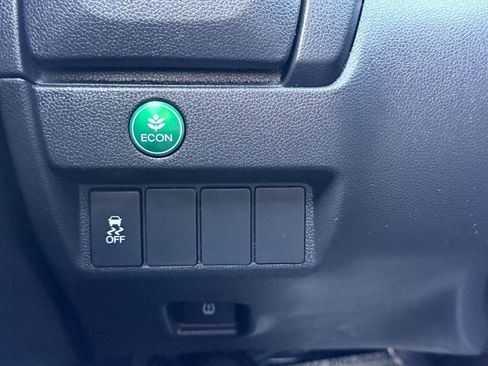 Used 2016 Honda Fit LX image 33