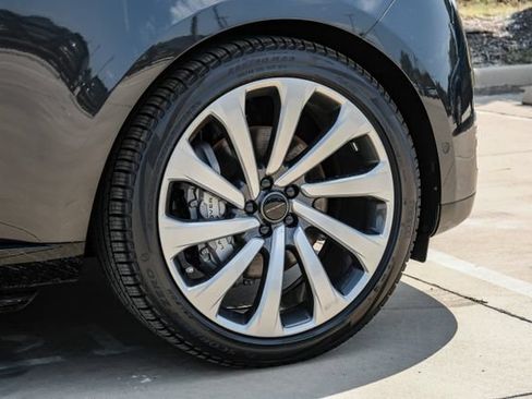 New 2026 Land Rover Range Rover SE AWD/4WD image 70