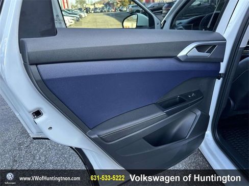 Certified 2025 Volkswagen Taos SEL w/ Taos Adventure Package (SXB) image 20