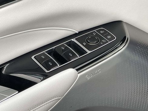 Certified 2023 Cadillac Lyriq Luxury image 17