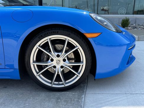 Certified 2025 Porsche 718 Cayman image 11