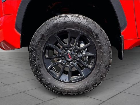 Used 2024 Toyota Tundra Limited w/ TRD Off-Road Package AWD/4WD image 9