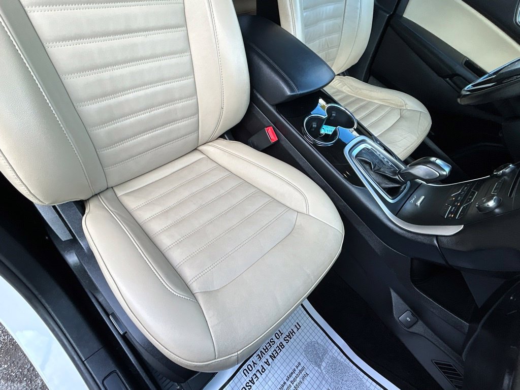 Used 2015 Ford Edge SEL w/ Equipment Group 201A AWD/4WD image 45