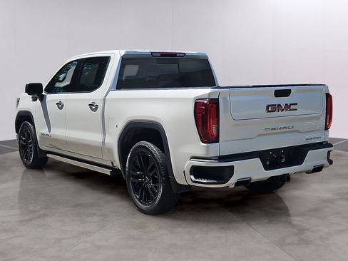 Used 2021 GMC Sierra 1500 Denali w/ Denali Premium Package AWD/4WD image 6