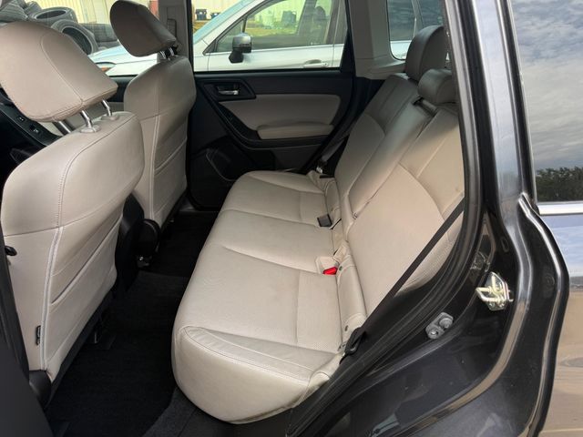 Used 2017 Subaru Forester 2.5i Limited AWD/4WD image 7