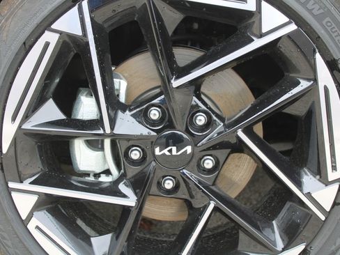 New 2026 Kia K4 GT-Line image 17