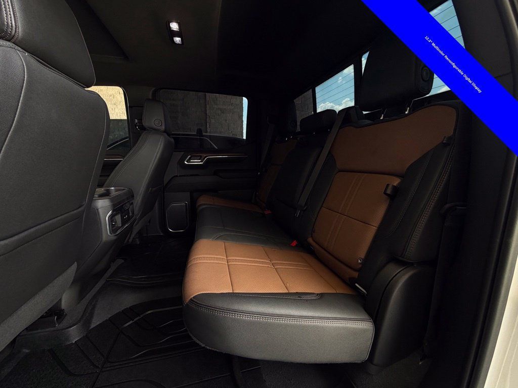 Used 2023 Chevrolet Silverado 1500 High Country w/ High Country Premium Package AWD/4WD image 23