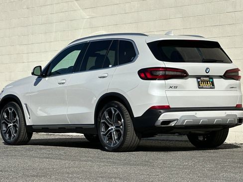 Used 2023 BMW X5 xDrive40i w/ Premium Package image 6