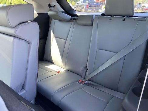 New 2026 Toyota Highlander XLE AWD/4WD image 18