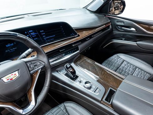 Used 2024 Cadillac Escalade Sport Platinum AWD/4WD image 66