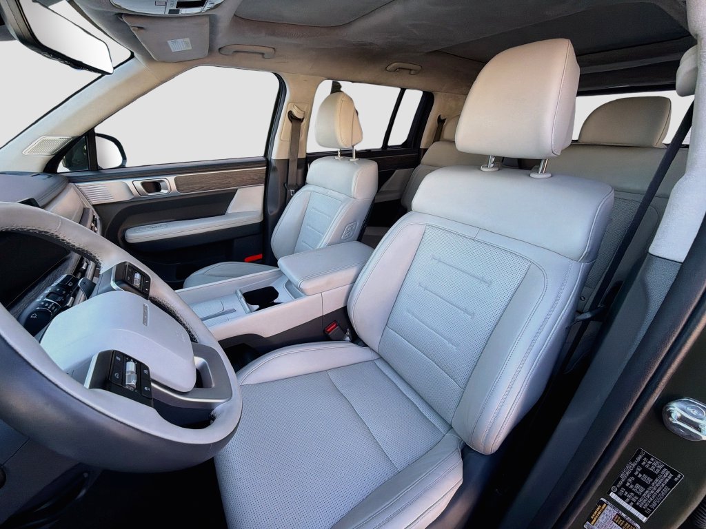 Used 2025 Hyundai Santa Fe Calligraphy AWD/4WD image 22