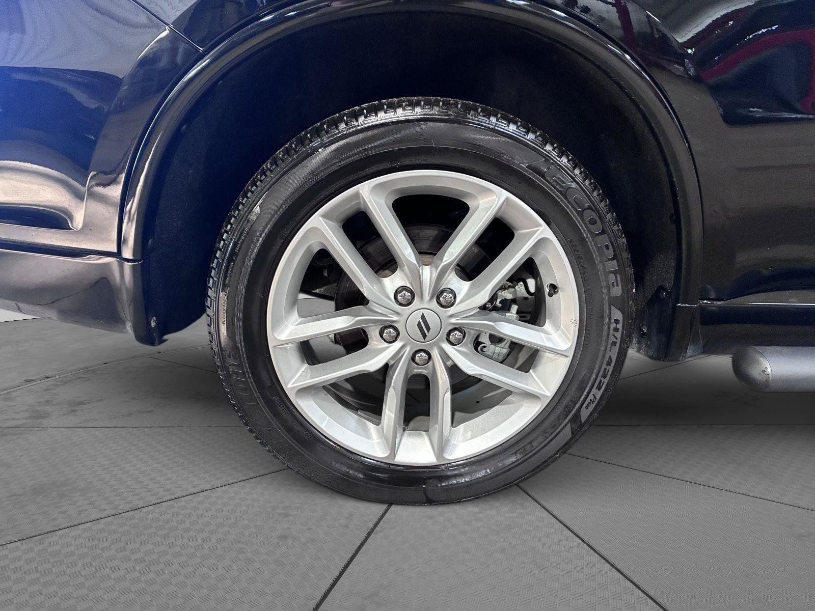 Used 2025 Dodge Durango GT AWD/4WD image 16