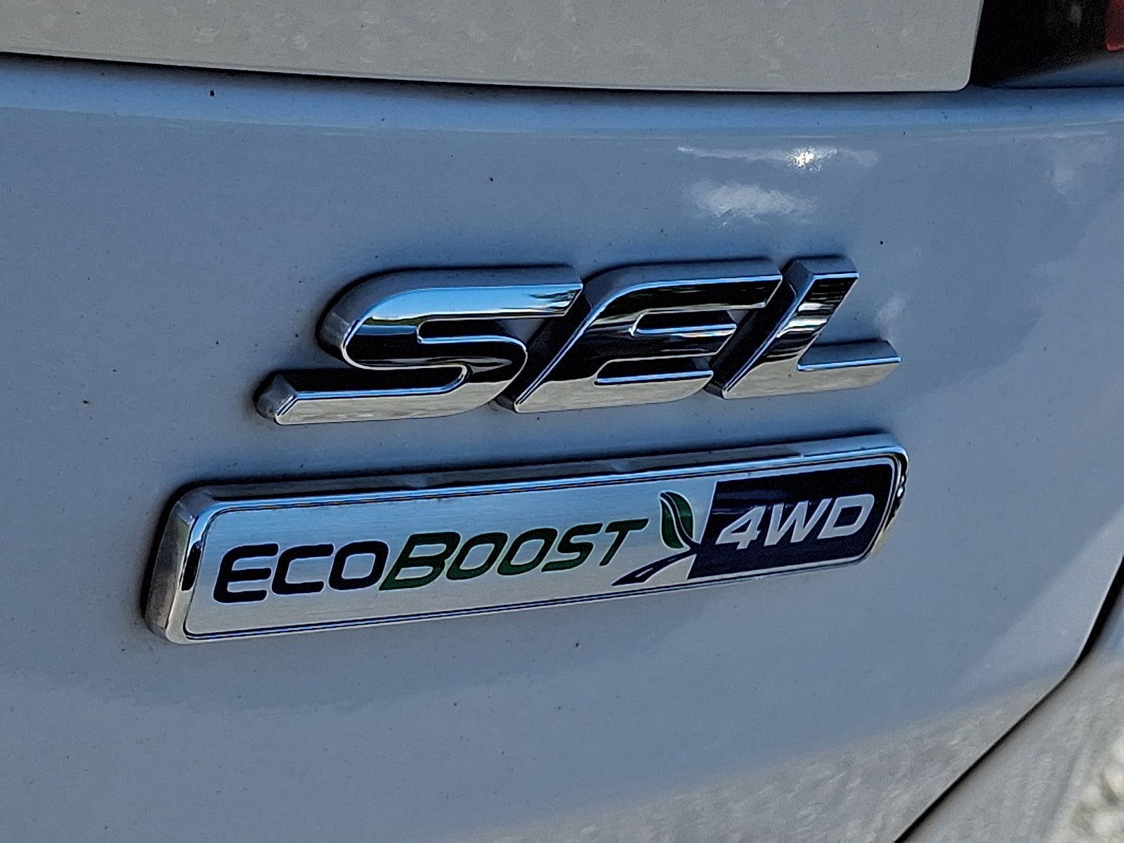 Used 2019 Ford Escape SEL AWD/4WD image 29