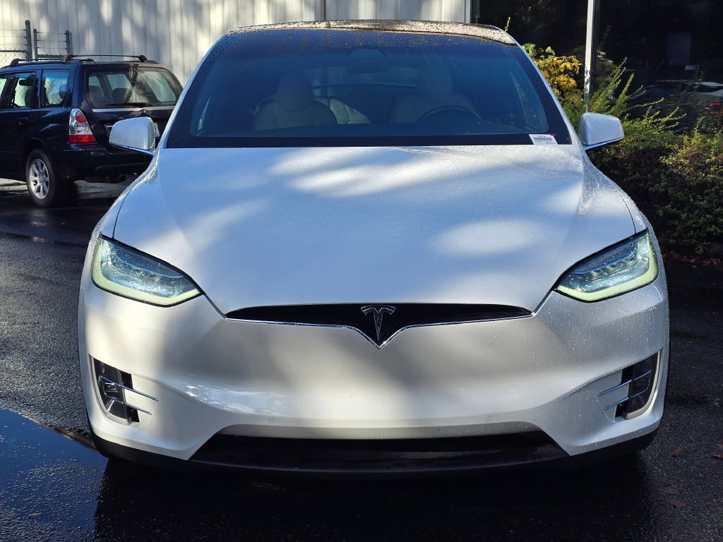 Used 2020 Tesla Model X Long Range AWD/4WD image 2