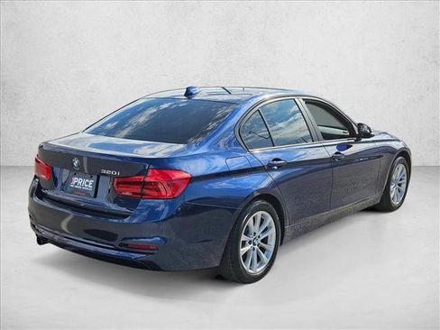 Used 2018 BMW 320i Sedan image 5