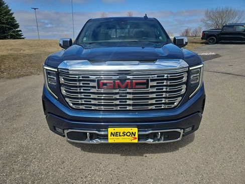 Used 2022 GMC Sierra 1500 Denali image 8