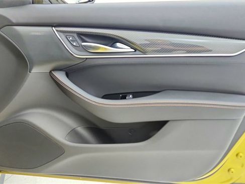 Used 2025 Cadillac CT5 V w/ Technology Package image 24