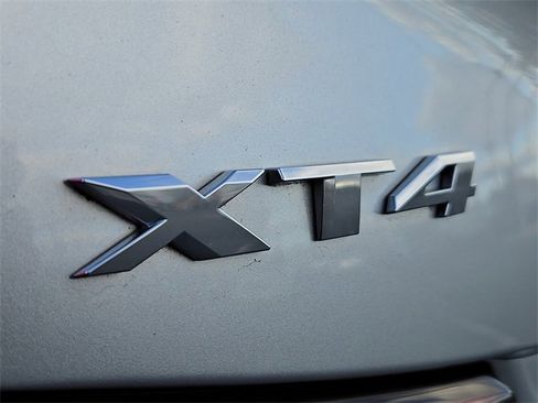 Used 2022 Cadillac XT4 Premium Luxury w/ Safety Alert Package image 37