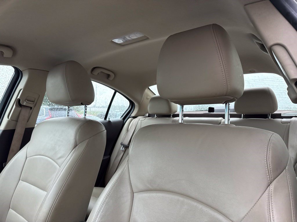 Used 2015 Chevrolet Cruze LT FWD image 8