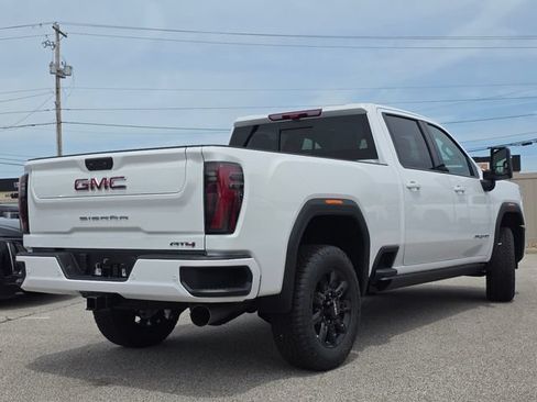 New 2026 GMC Sierra 2500 AT4 w/ AT4 Premium Plus Package AWD/4WD image 17