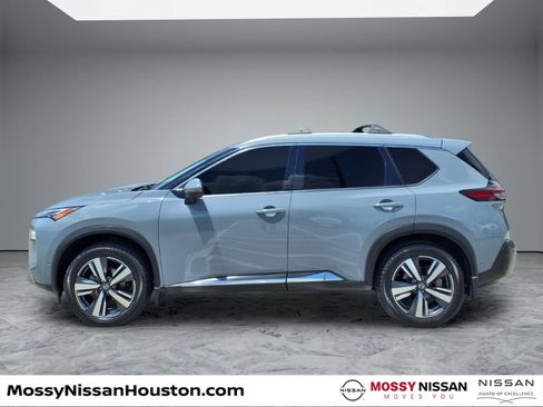 Used 2021 Nissan Rogue Platinum FWD image 5